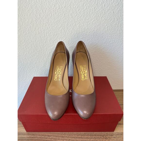 Salvatore Ferragamo Tamina 100 Acm Pumps – Size 7B (Mosto Calf Leather) - Picture 3 of 3